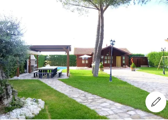 Pequeño Paraiso Con Jacuzzi Y Piscina Privada Сasa de vacaciones *